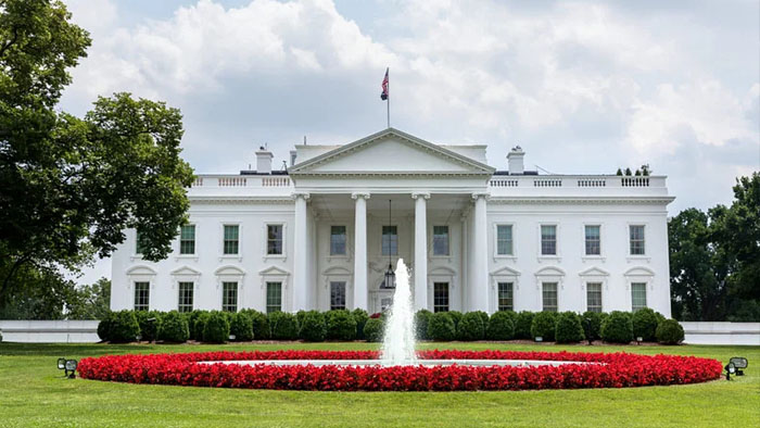 December 2024/White House.jpg
